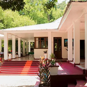 *** Hotel Le Grand Beck Haïti