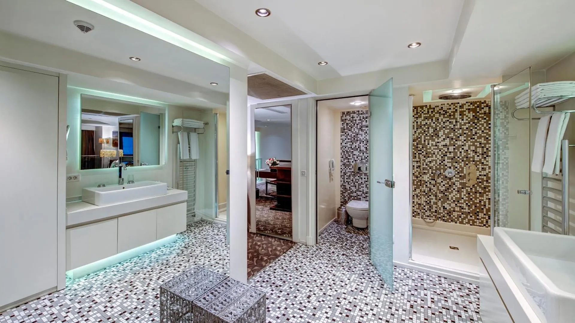 The Elysium Taksim Hotel Istanbul
